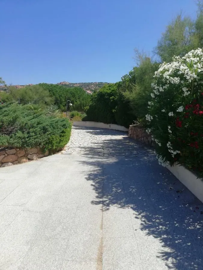 הוילה Trinità dʼAgultu Sardegna Isola Rossa La Terrazza Panoramiccissimo Cod Iun S 8250 0*,