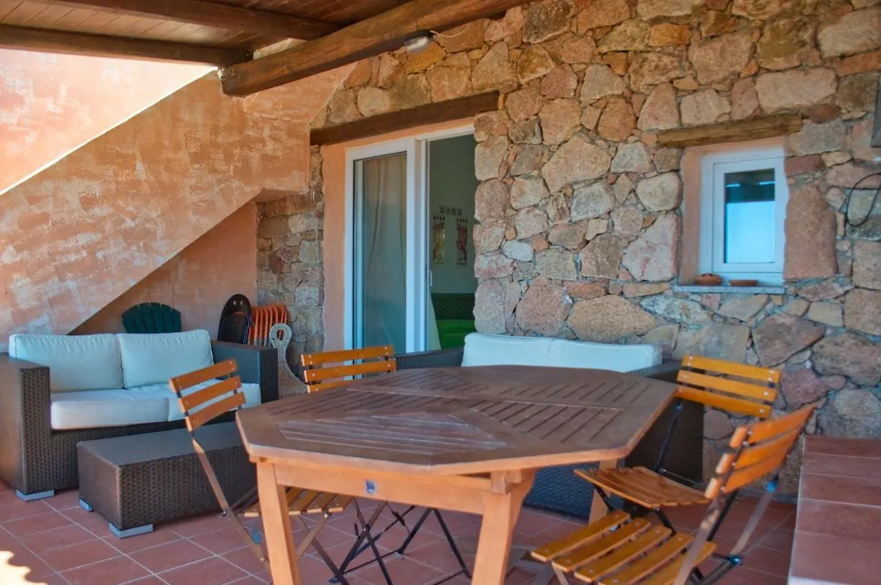 בית נופש הוילה Trinità dʼAgultu Sardegna Isola Rossa La Terrazza Panoramiccissimo Cod Iun S 8250 איטליה